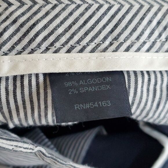 TOMMY HILFIGER SHORTS NAVY BLUE SIZE 8 COTTON STRETCH ALMOST 7" INSEAM - Picture 5 of 7